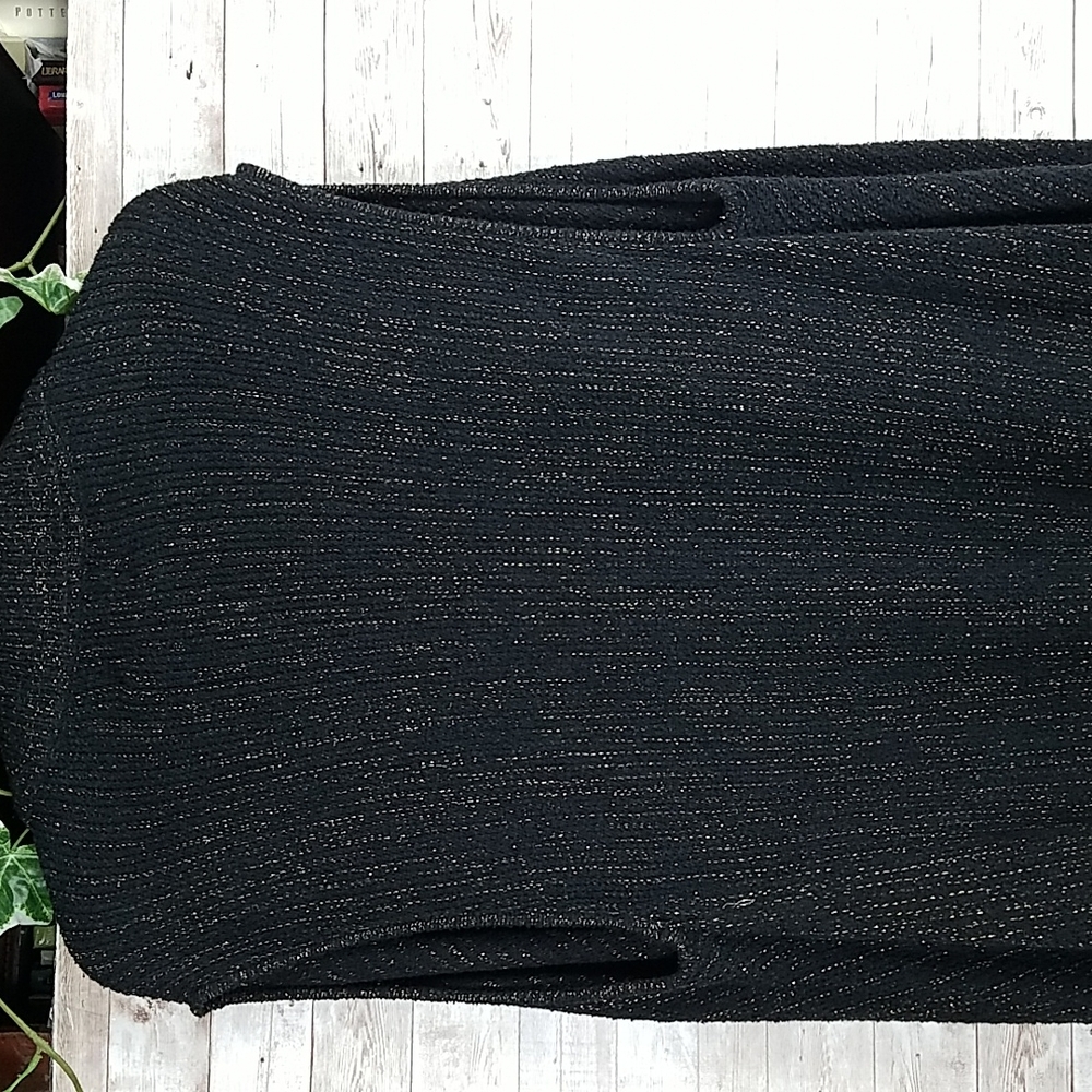 Avenue, Black Chunkie Cardigan with gold Thread shimmers, sweater, Sz 14/16 - Picture 8 of 11